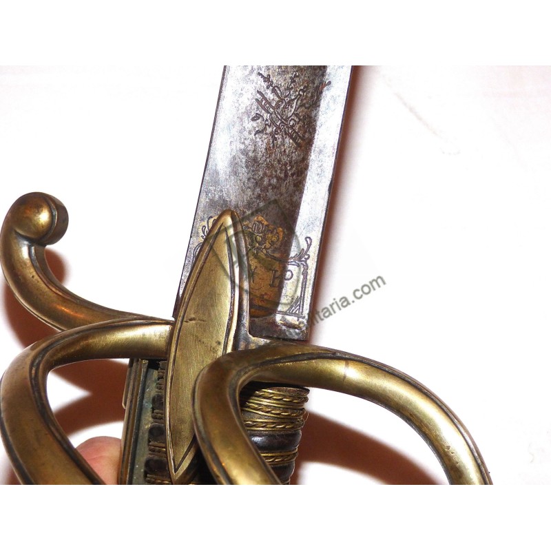 Officer's Light cavalry sword year XI