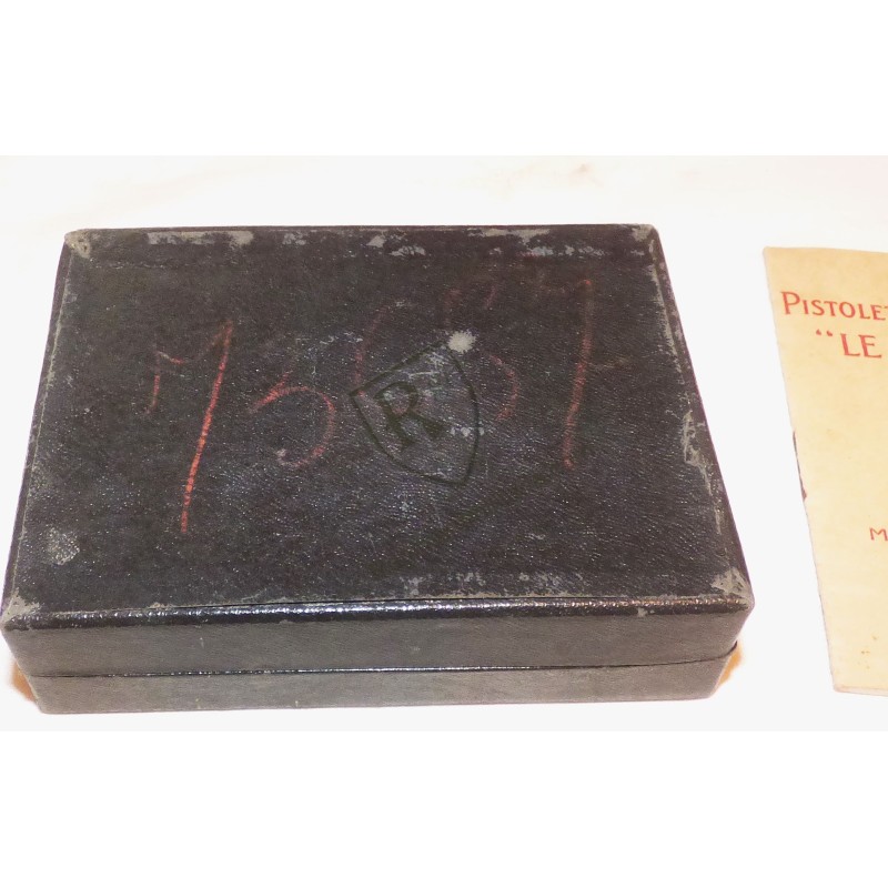 Box and manual for LE FRANCAIS pistol