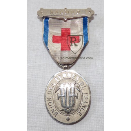 Nurse WW1 - Early silver French ladies medal