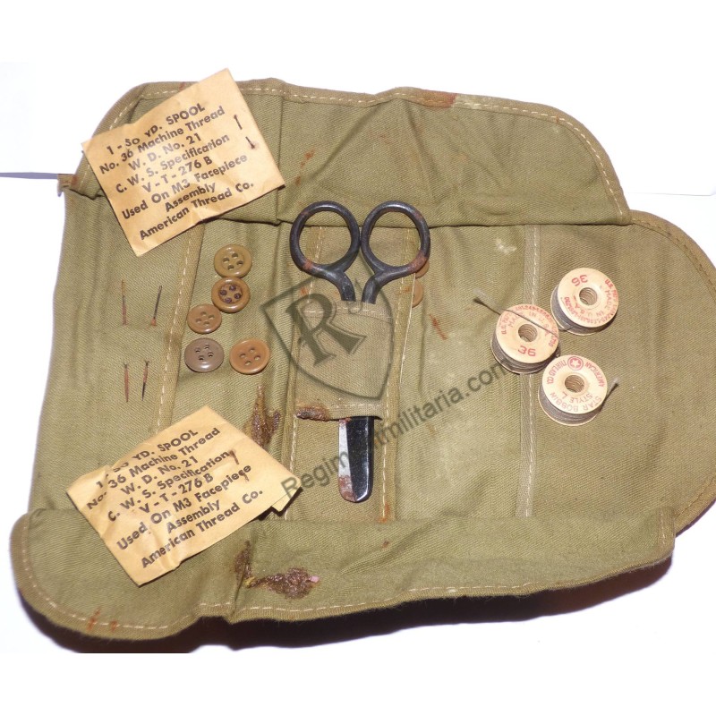 US ARMY sewing kit