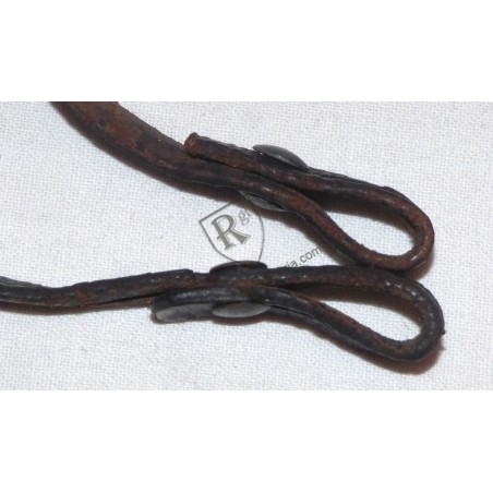 Heer binocular rain cover and carrying strap