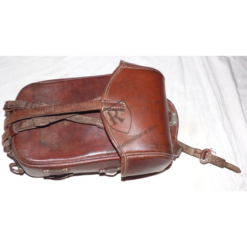 Fonte de cavalerie 1943. Fonte de cavalerie 1943.