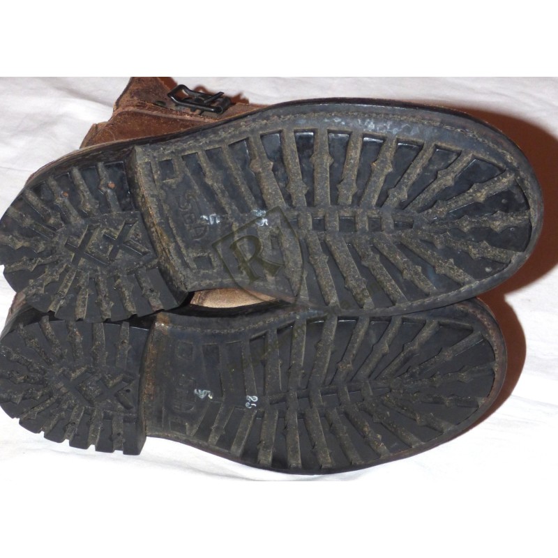 Rare brodequins 52 Indochine