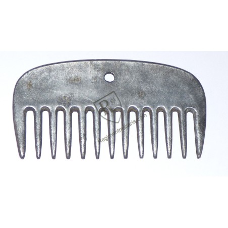 Heer cavalry comb