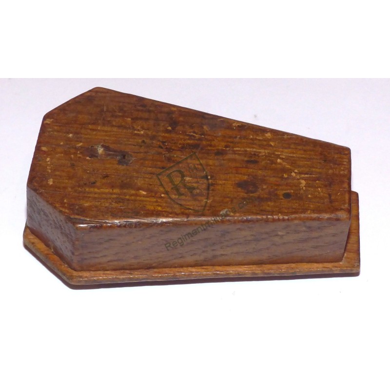 Small wood coffin - Resistance  / FFI